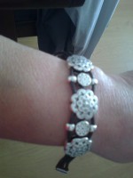 /album/fotogaleria-pulseras-con-codon-de-cuero-y-metal/a1460216-416850965110019-592221305-n-jpg/